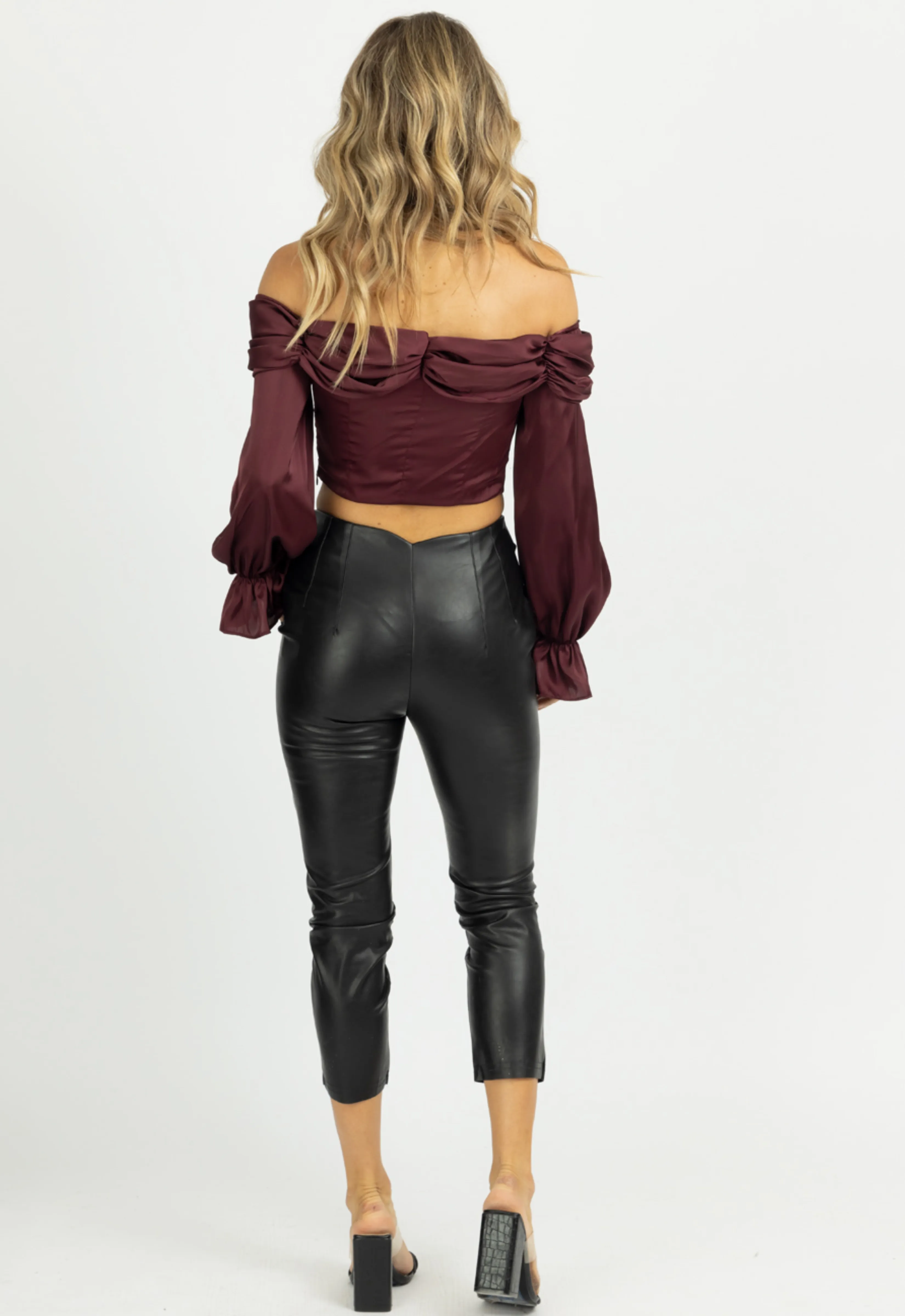 BLACK PLEATED HIGH RISE PANTS