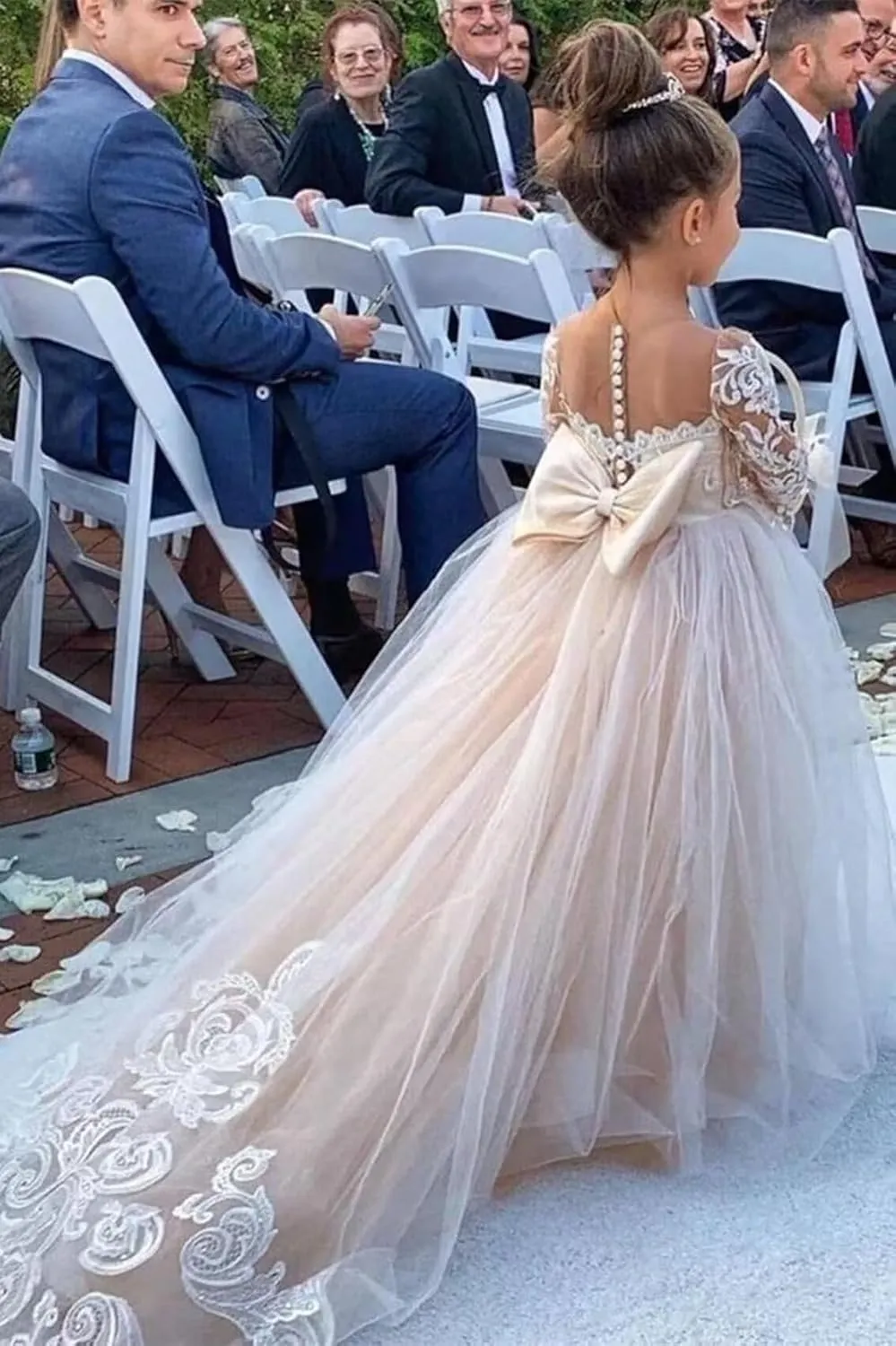 BOLENSYE Lace Long Sleeve Flower Girls Dress for Wedding Puffy Tulle Crew Neck Pageant Prom Ball Gown with Bow