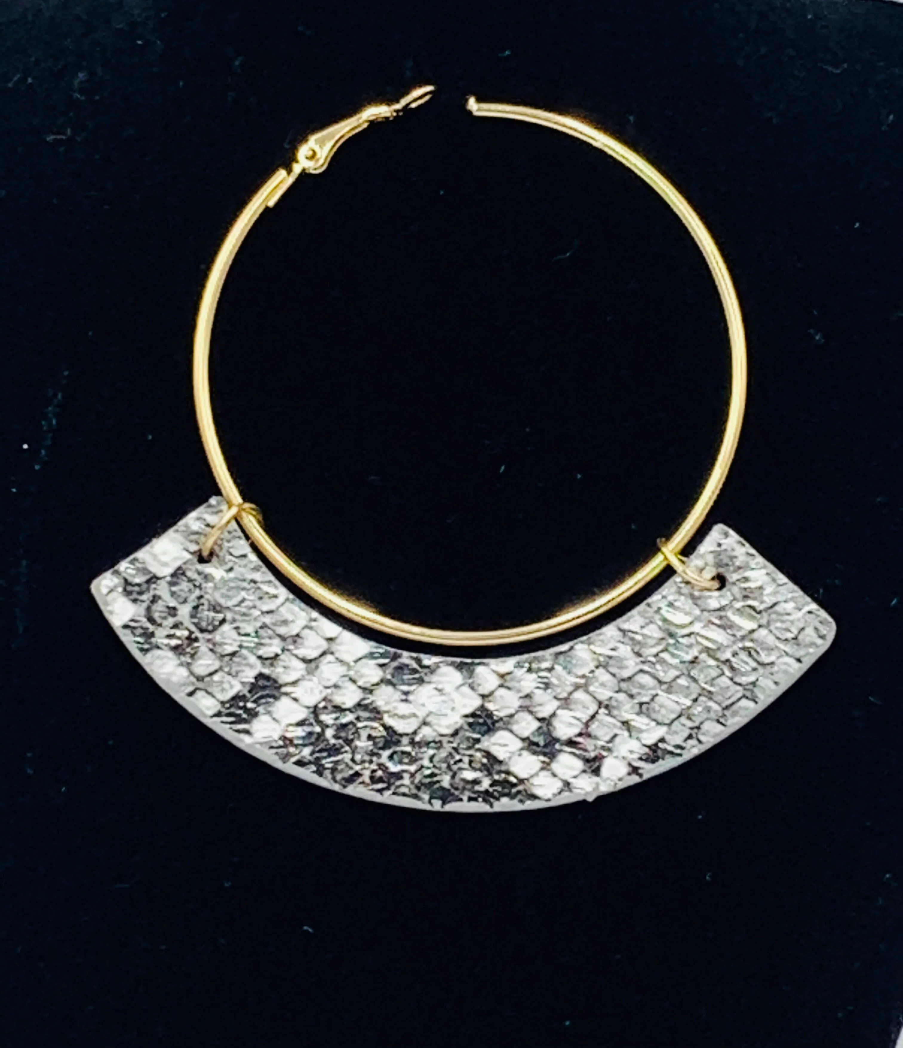 Gray Snake Skin Hoop Set
